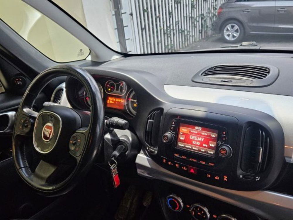 Fiat 500L usata a Napoli (12)