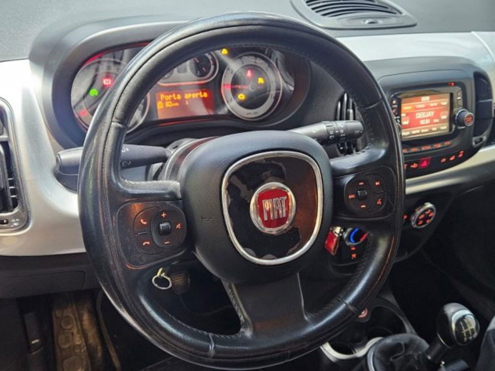 Fiat 500L usata a Napoli (13)