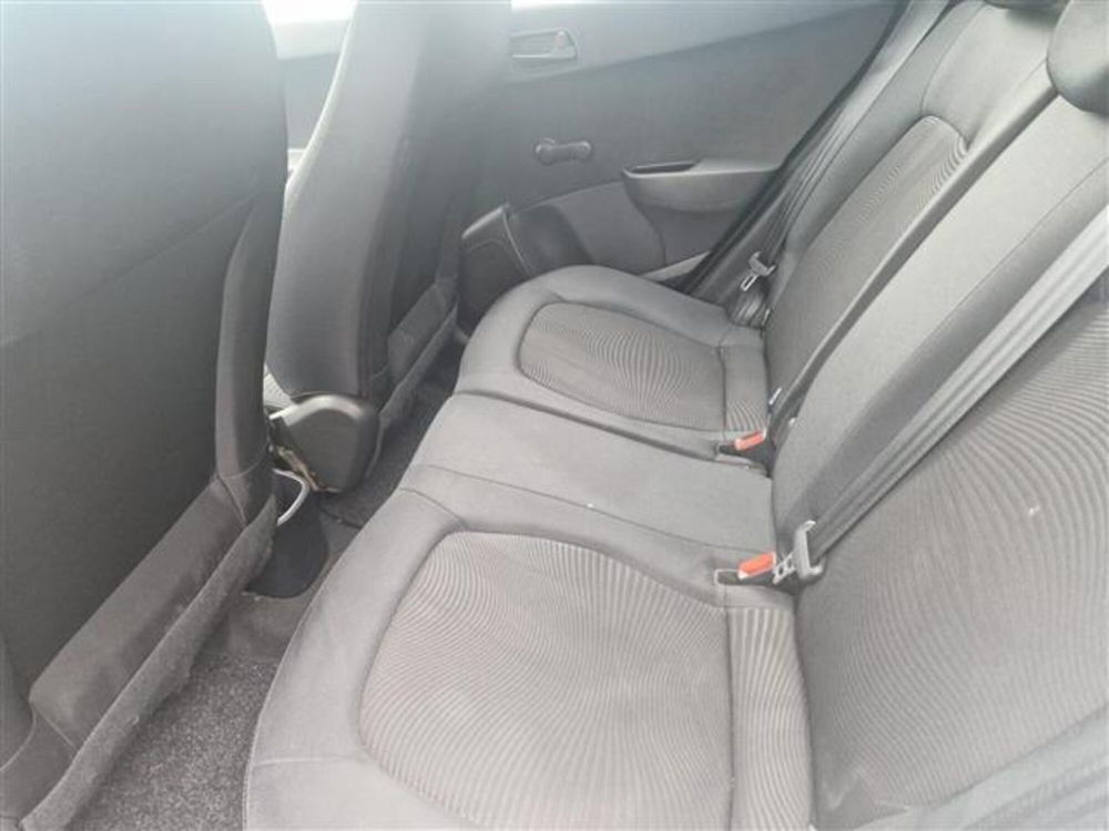 Hyundai i10 usata a Livorno (14)