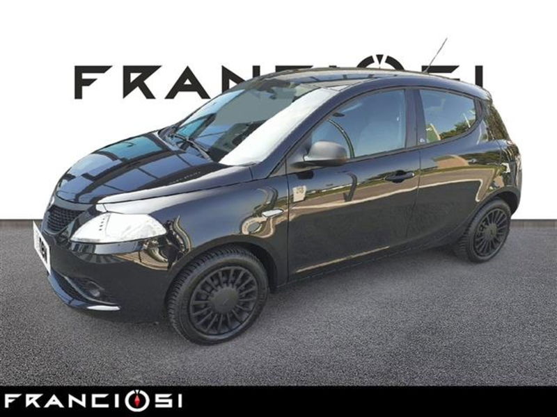 Lancia Ypsilon 1.2 69 CV 5 porte GPL Ecochic Elefantino  del 2018 usata a Mirandola