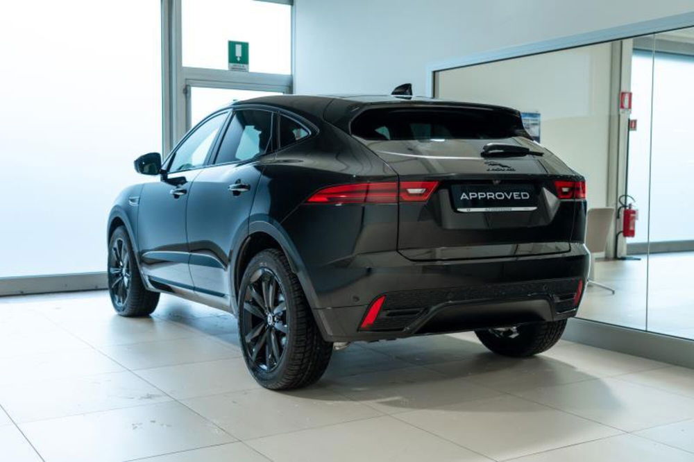 Jaguar E-Pace usata a Venezia (2)