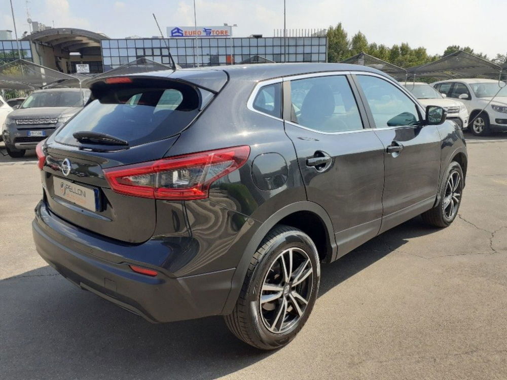 Nissan Qashqai usata a Modena (5)