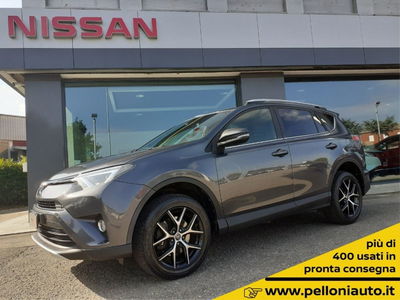 Toyota Rav4 D-4D 2WD Active  del 2016 usata a Modena