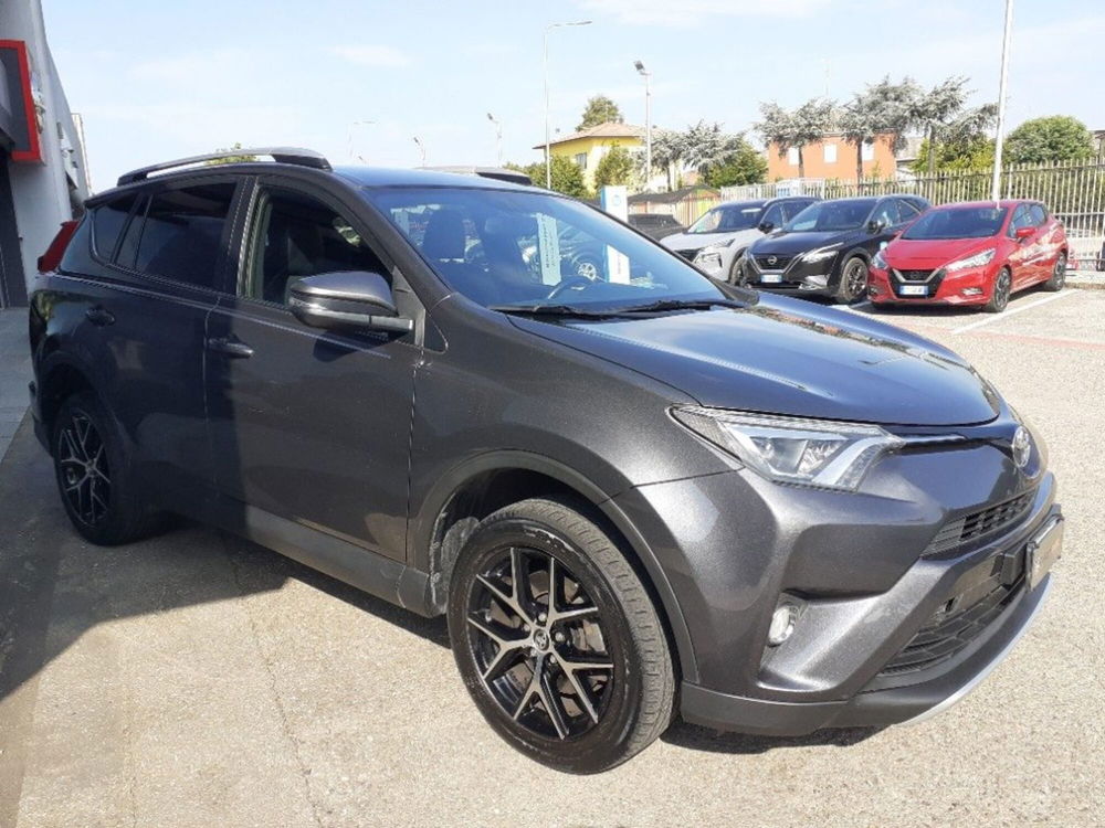 Toyota Rav4 usata a Modena (4)