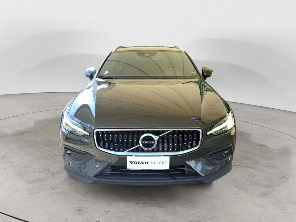 Volvo V60 Cross Country usata a Bari (3)