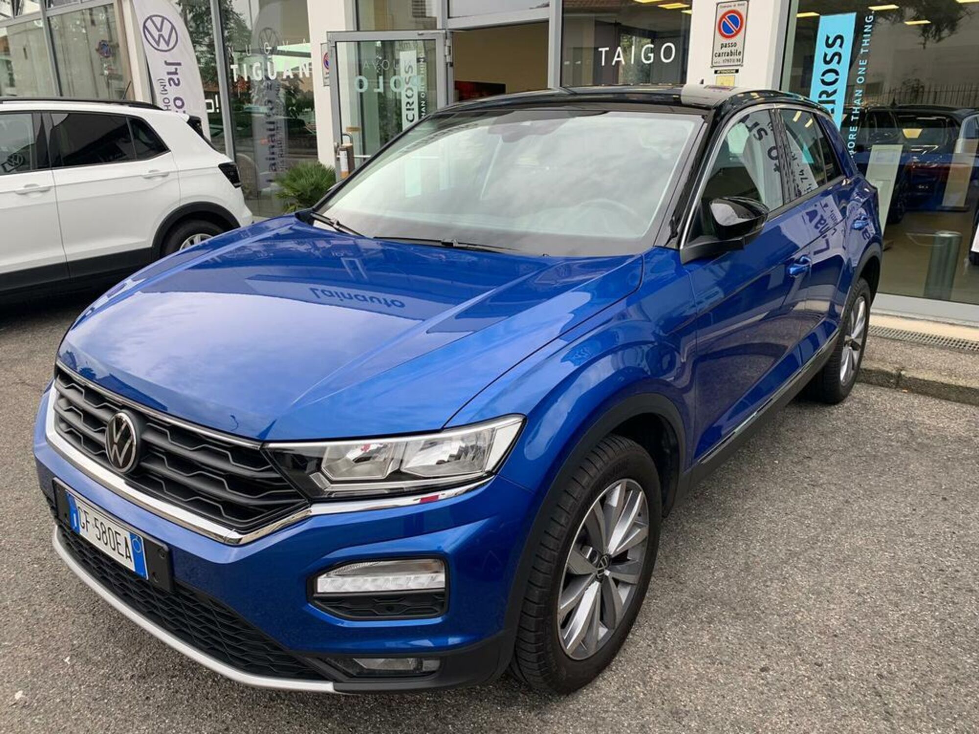 Volkswagen T-Roc 1.5 TSI ACT DSG Style BlueMotion Technology  del 2021 usata a Lainate