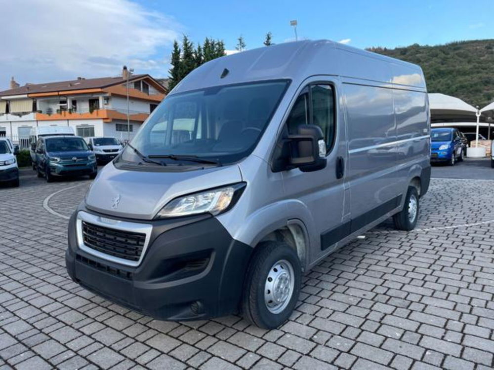 Peugeot Boxer Furgone nuova a Salerno (2)