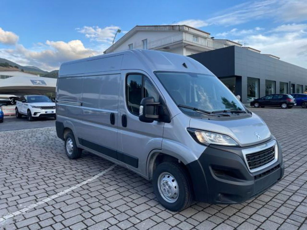 Peugeot Boxer Furgone nuova a Salerno (8)