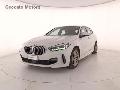 BMW Serie 1 116d 2.0 116CV cat 5 porte Attiva DPF  del 2020 usata a Padova