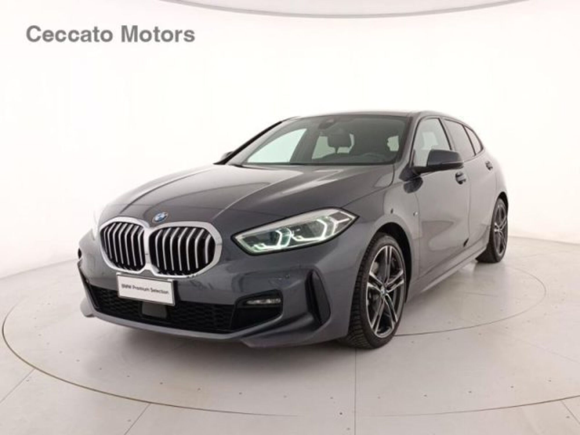 BMW Serie 1 116d 2.0 116CV cat 5 porte Attiva DPF del 2021 usata a Padova