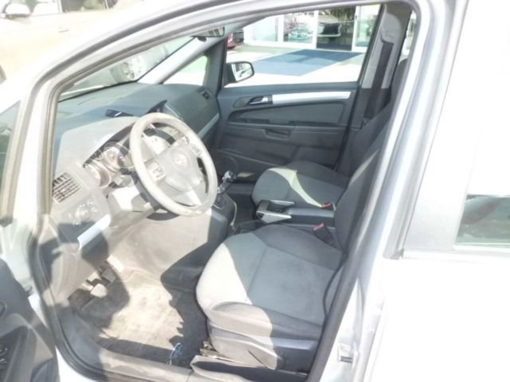 Opel Zafira usata a Pordenone (7)