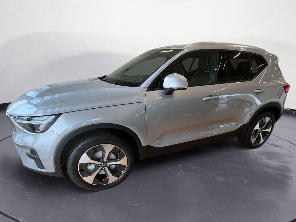 Volvo XC40 nuova a Pordenone