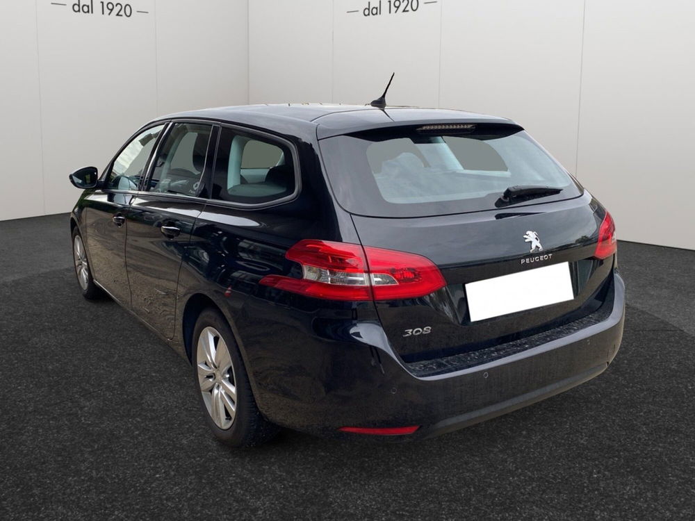 Peugeot 308 SW usata a Pescara (4)