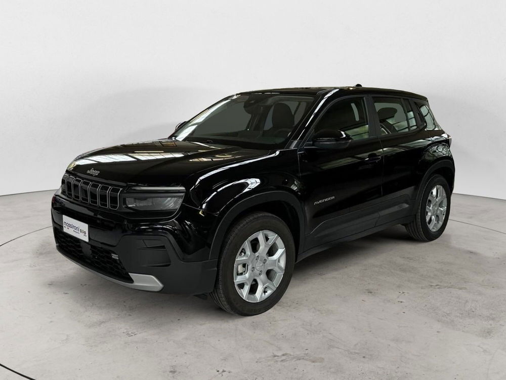 Jeep Avenger nuova a Milano