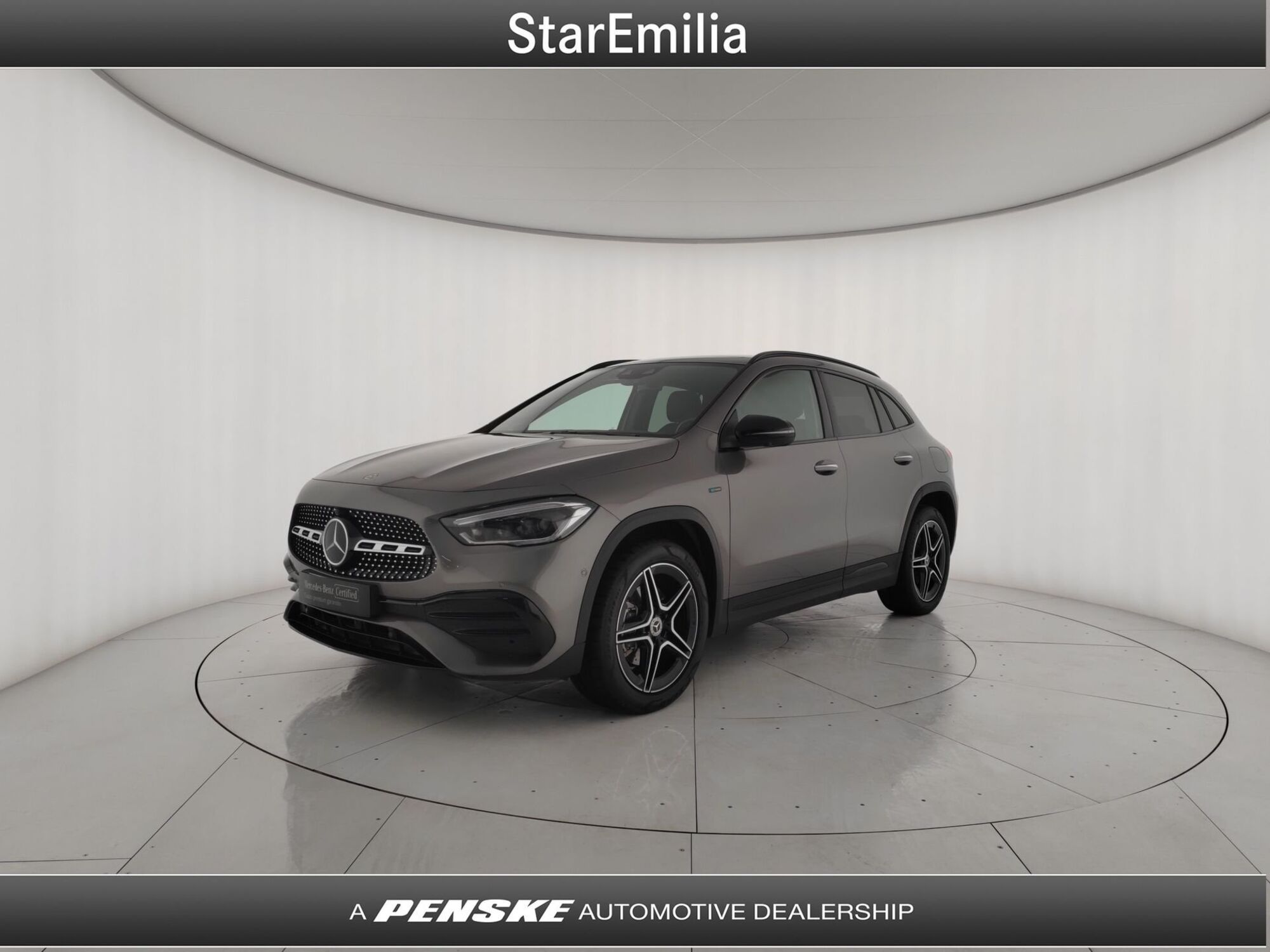 Mercedes-Benz GLA SUV 250 e EQ-Power Automatic Premium del 2021 usata a Casalecchio di Reno