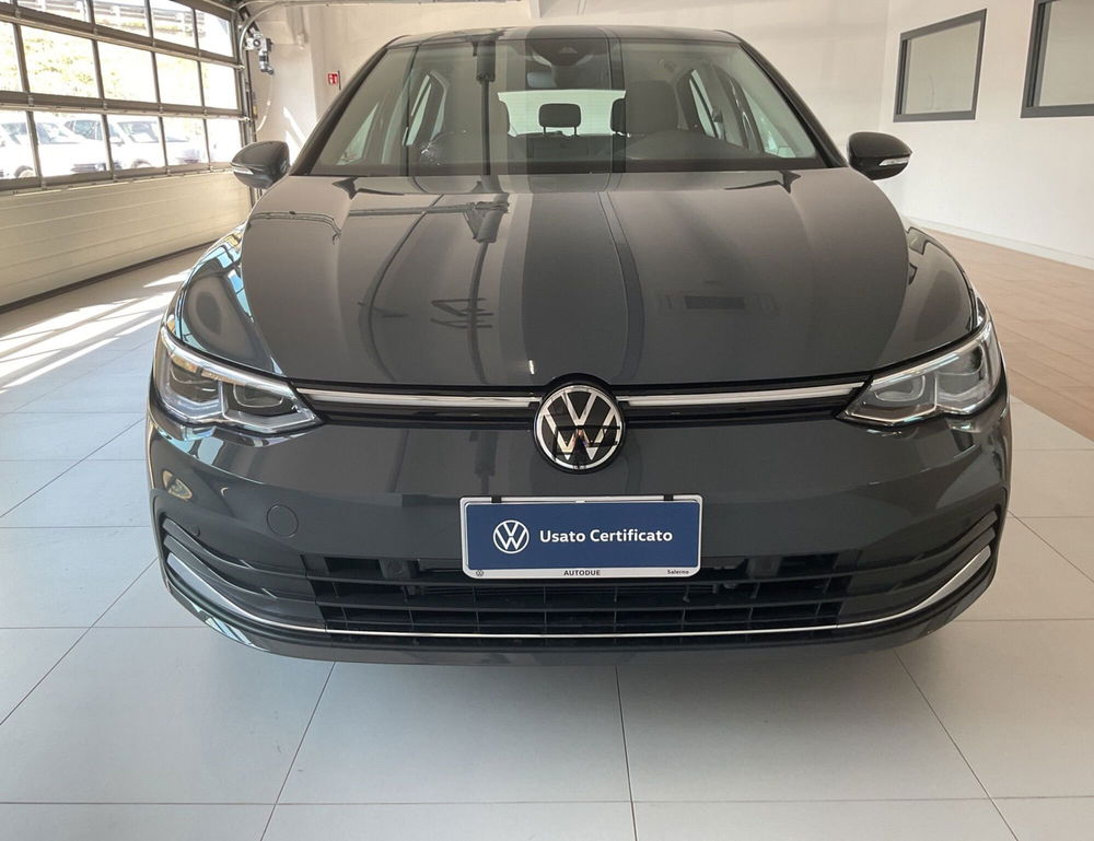 Volkswagen Golf nuova a Salerno (3)