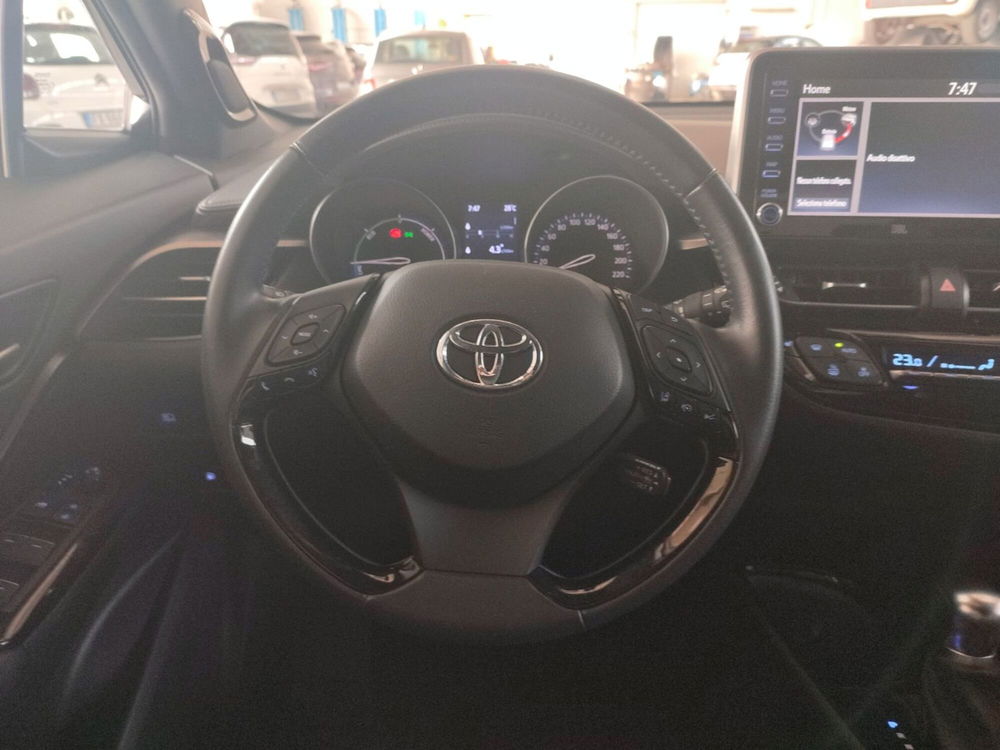 Toyota Toyota C-HR usata a Modena (15)