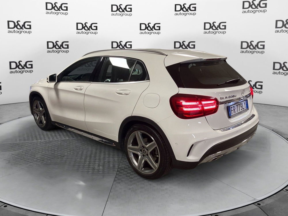 Mercedes-Benz GLA SUV usata a Modena (6)