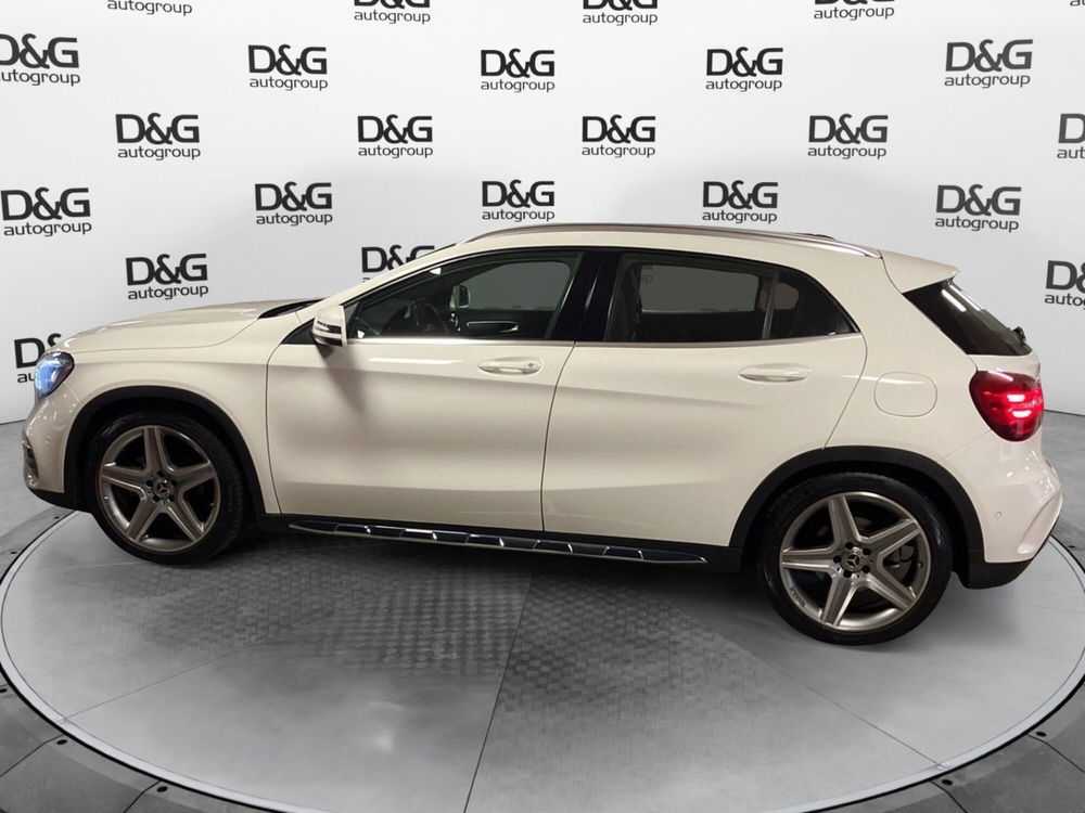 Mercedes-Benz GLA SUV usata a Modena (8)