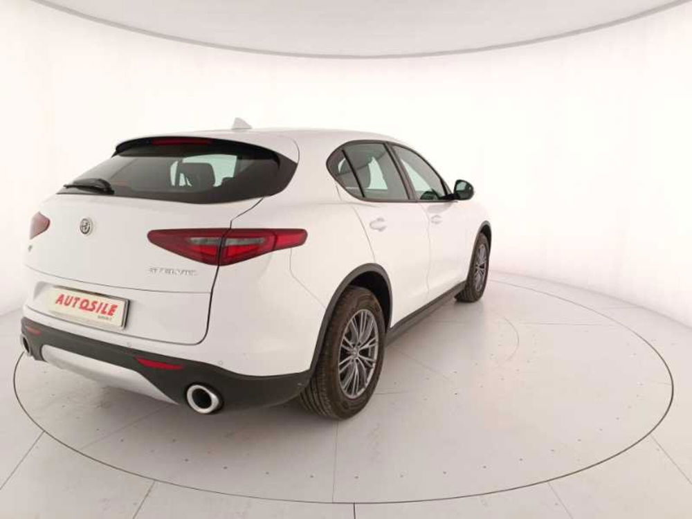 Alfa Romeo Stelvio usata a Treviso (6)