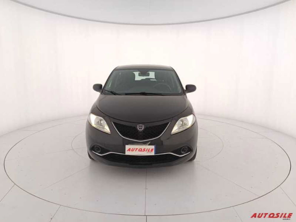 Lancia Ypsilon usata a Treviso (2)