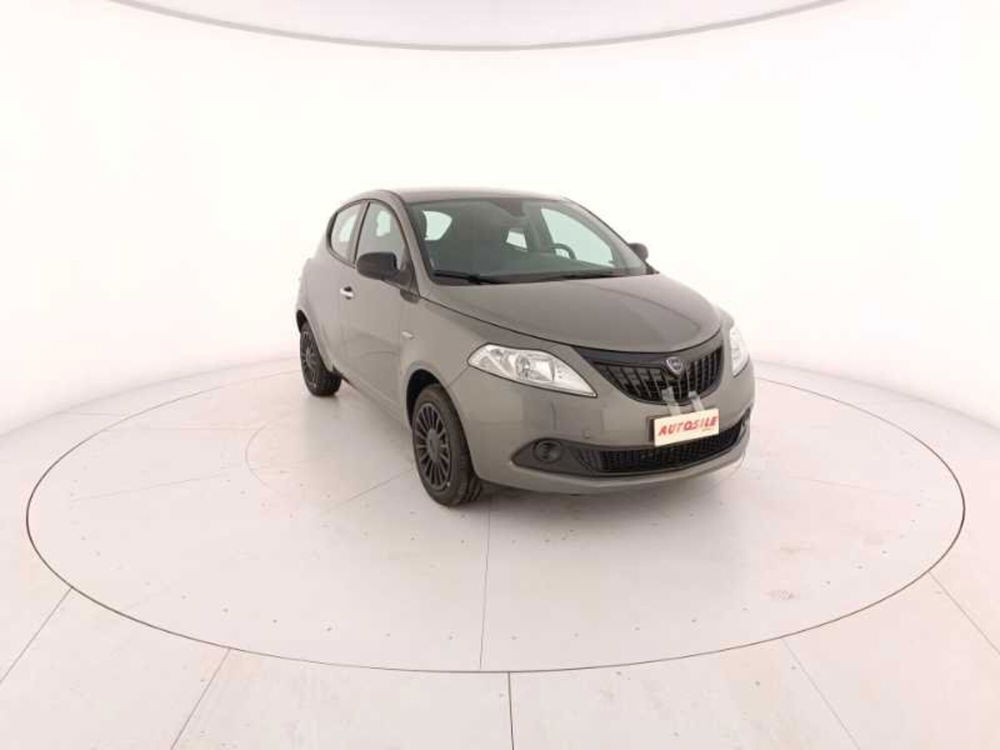 Lancia Ypsilon nuova a Treviso (3)