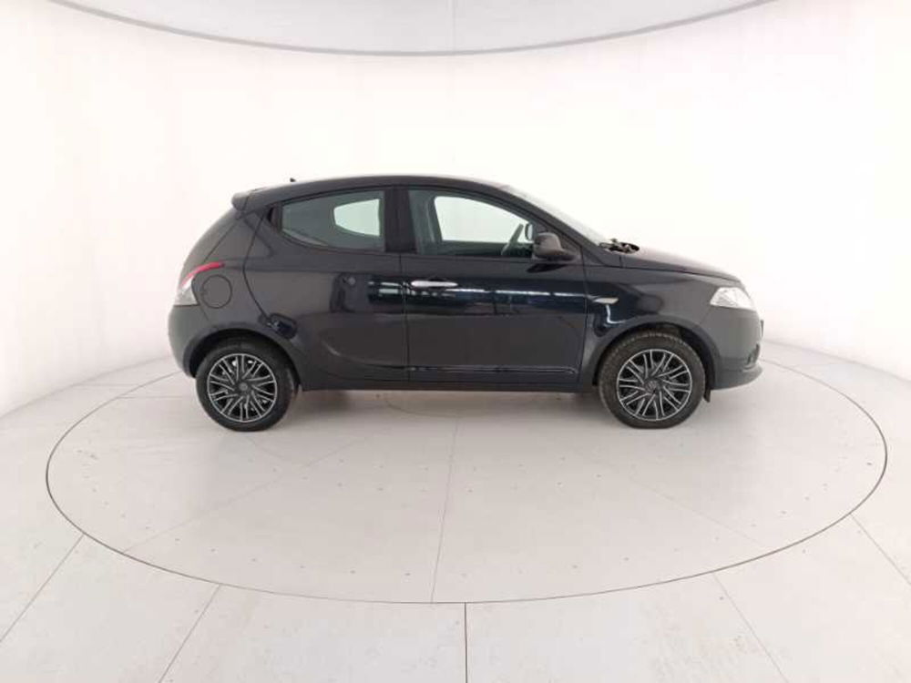 Lancia Ypsilon usata a Treviso (7)