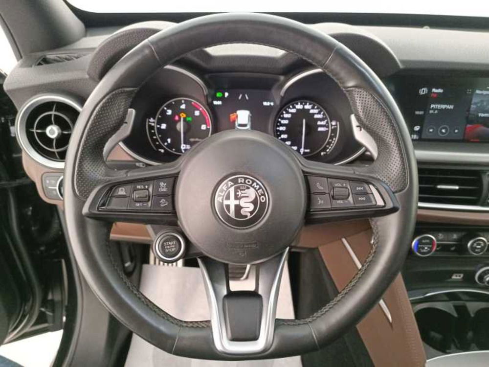 Alfa Romeo Stelvio usata a Treviso (9)