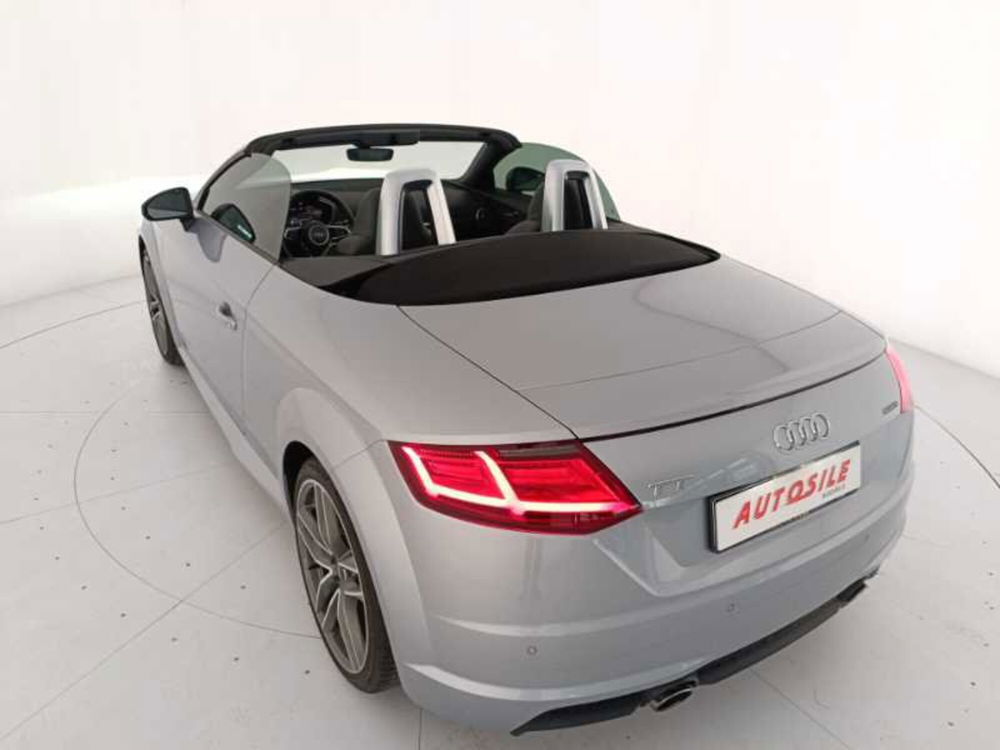 Audi TT Cabrio usata a Treviso (9)