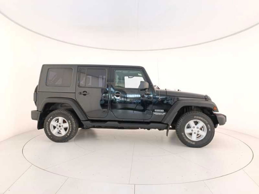 Jeep Wrangler Unlimited usata a Treviso (7)