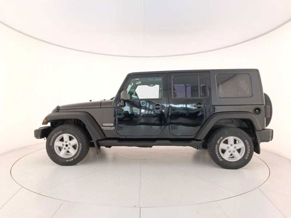 Jeep Wrangler Unlimited usata a Treviso (8)