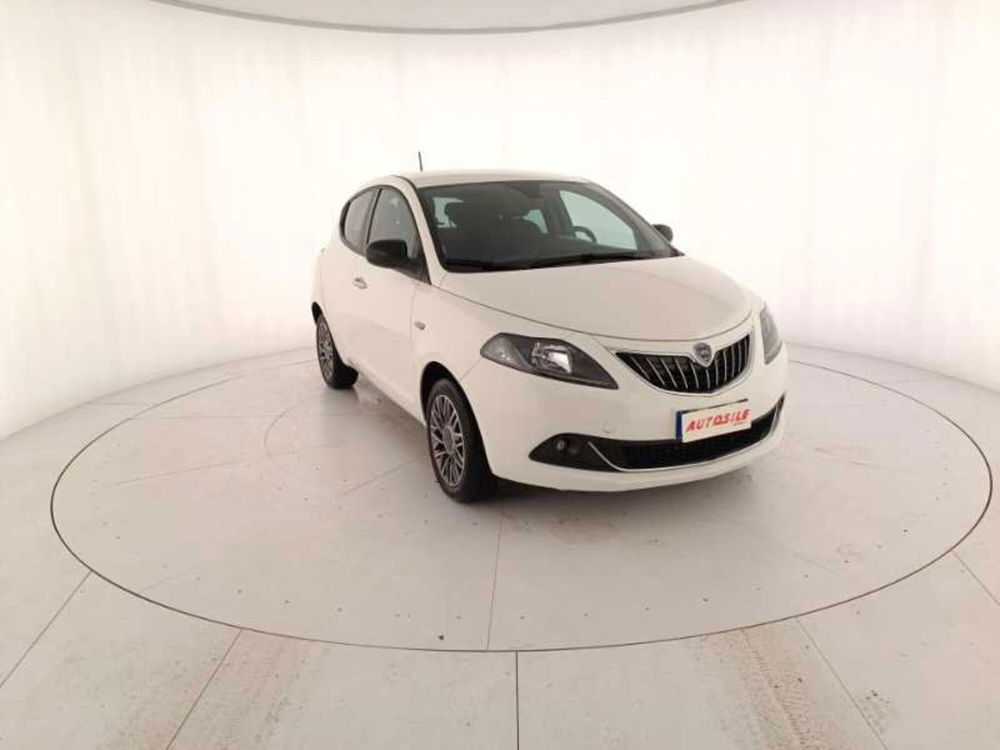 Lancia Ypsilon usata a Treviso (3)