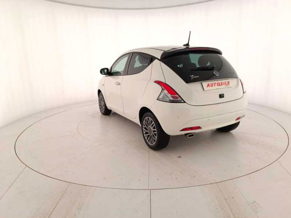 Lancia Ypsilon usata a Treviso (4)