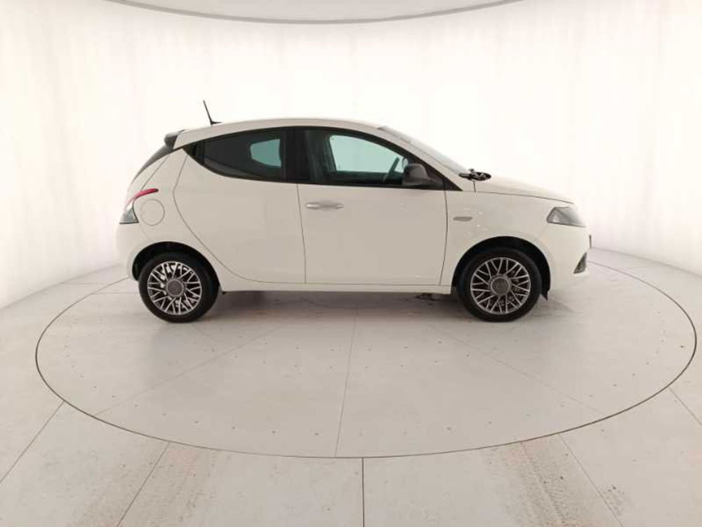 Lancia Ypsilon usata a Treviso (7)