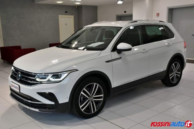 Volkswagen Tiguan 2.0 tdi Elegance 150cv dsg del 2021 usata a Quinzano d&#039;Oglio