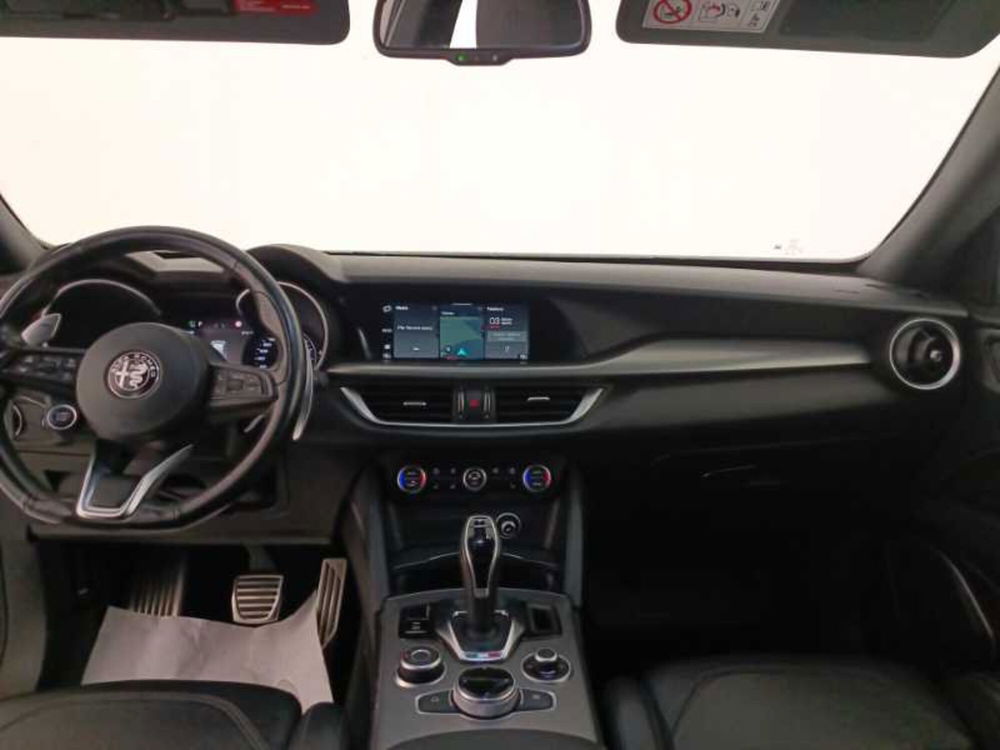 Alfa Romeo Stelvio usata a Treviso (9)