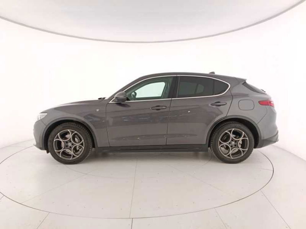 Alfa Romeo Stelvio usata a Treviso (8)