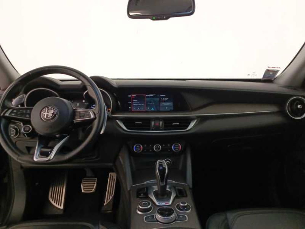 Alfa Romeo Stelvio usata a Treviso (9)