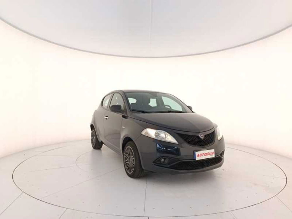 Lancia Ypsilon usata a Treviso (3)