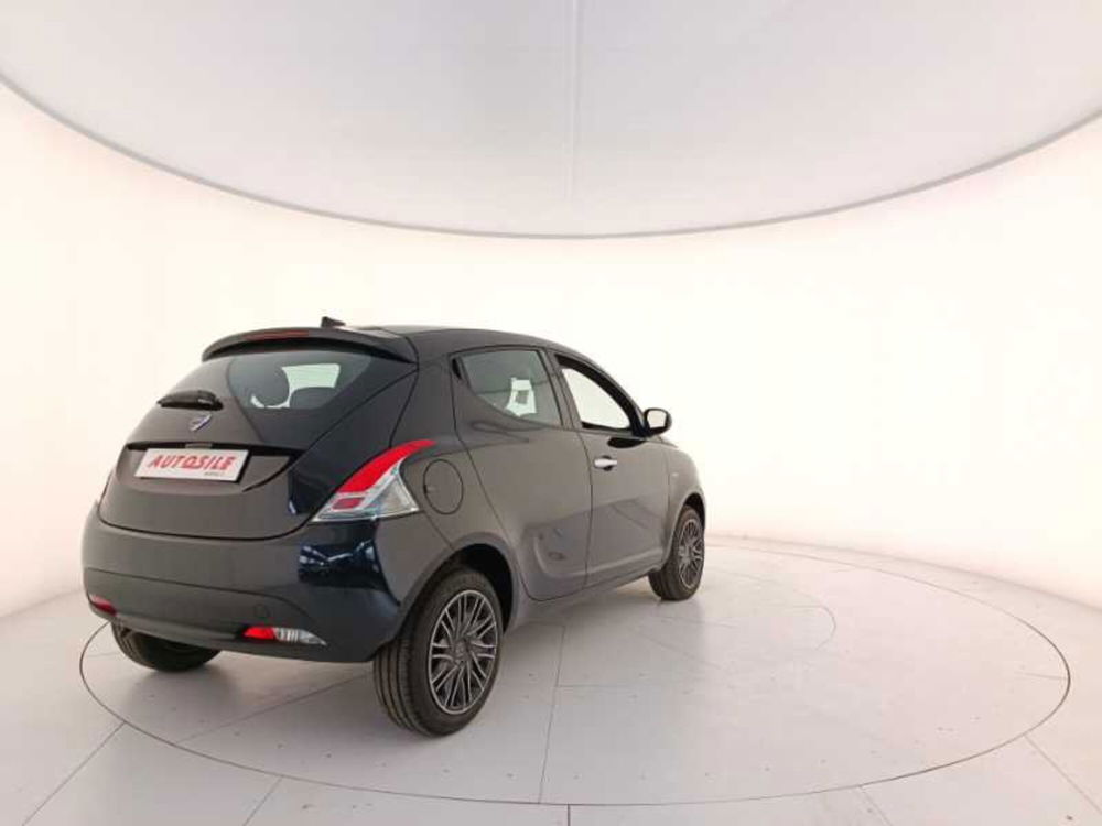 Lancia Ypsilon nuova a Treviso (6)