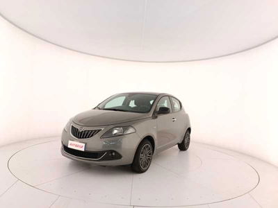 Lancia Ypsilon 1.0 FireFly 5 porte S&amp;S Hybrid Ecochic Gold  del 2022 usata a Treviso