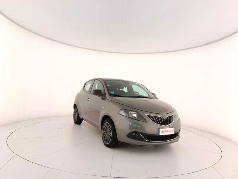 Lancia Ypsilon usata a Treviso (3)