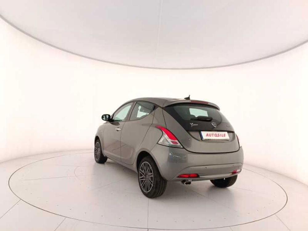 Lancia Ypsilon usata a Treviso (4)