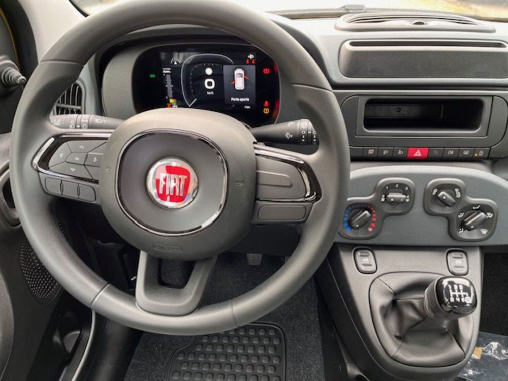 Fiat Panda Cross nuova a Milano (9)