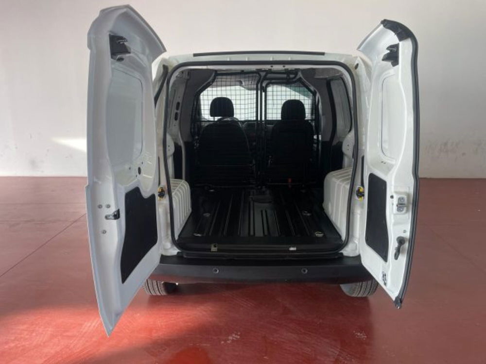 Fiat Fiorino nuova a Torino (5)