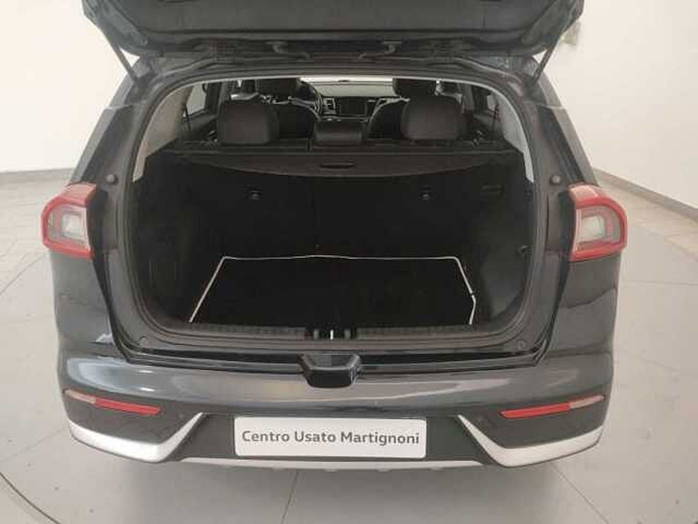 Kia Niro usata a Varese (8)