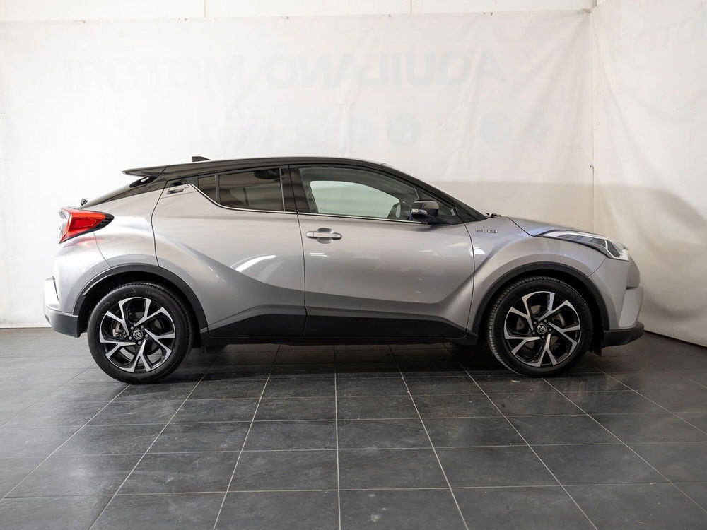 Toyota Toyota C-HR usata a Foggia (3)