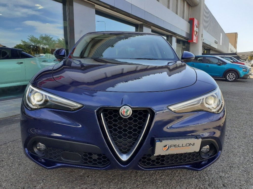 Alfa Romeo Stelvio usata a Modena (2)