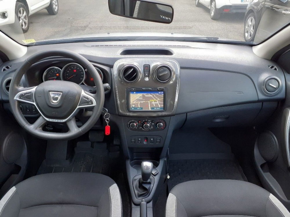 Dacia Sandero usata a Modena (6)