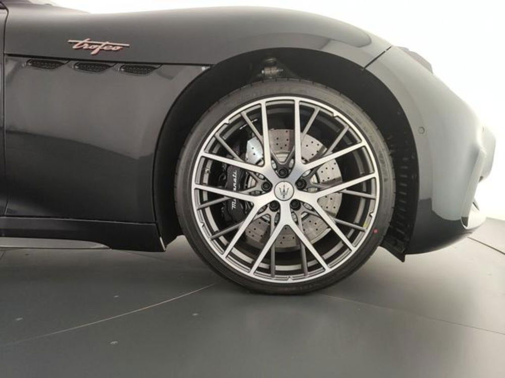 Maserati Granturismo usata a Perugia (9)